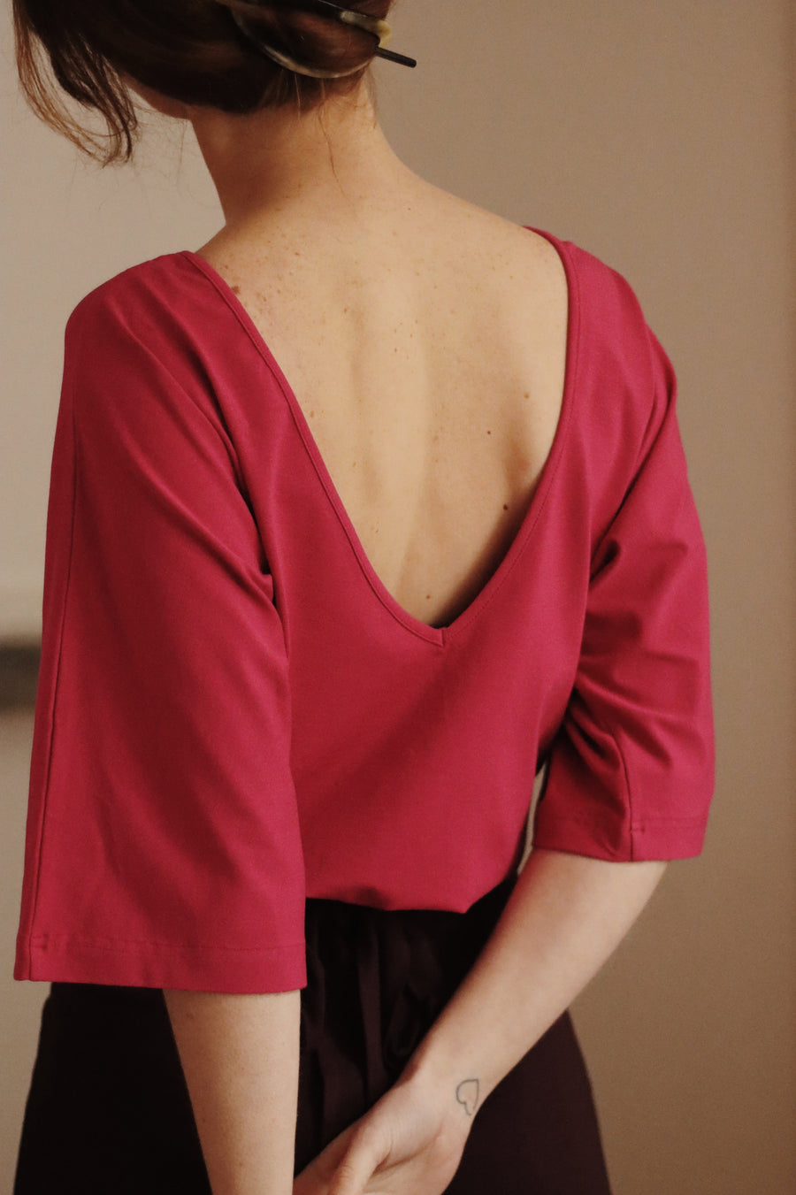 The open back t-shirt fuchsia (Last pieces)