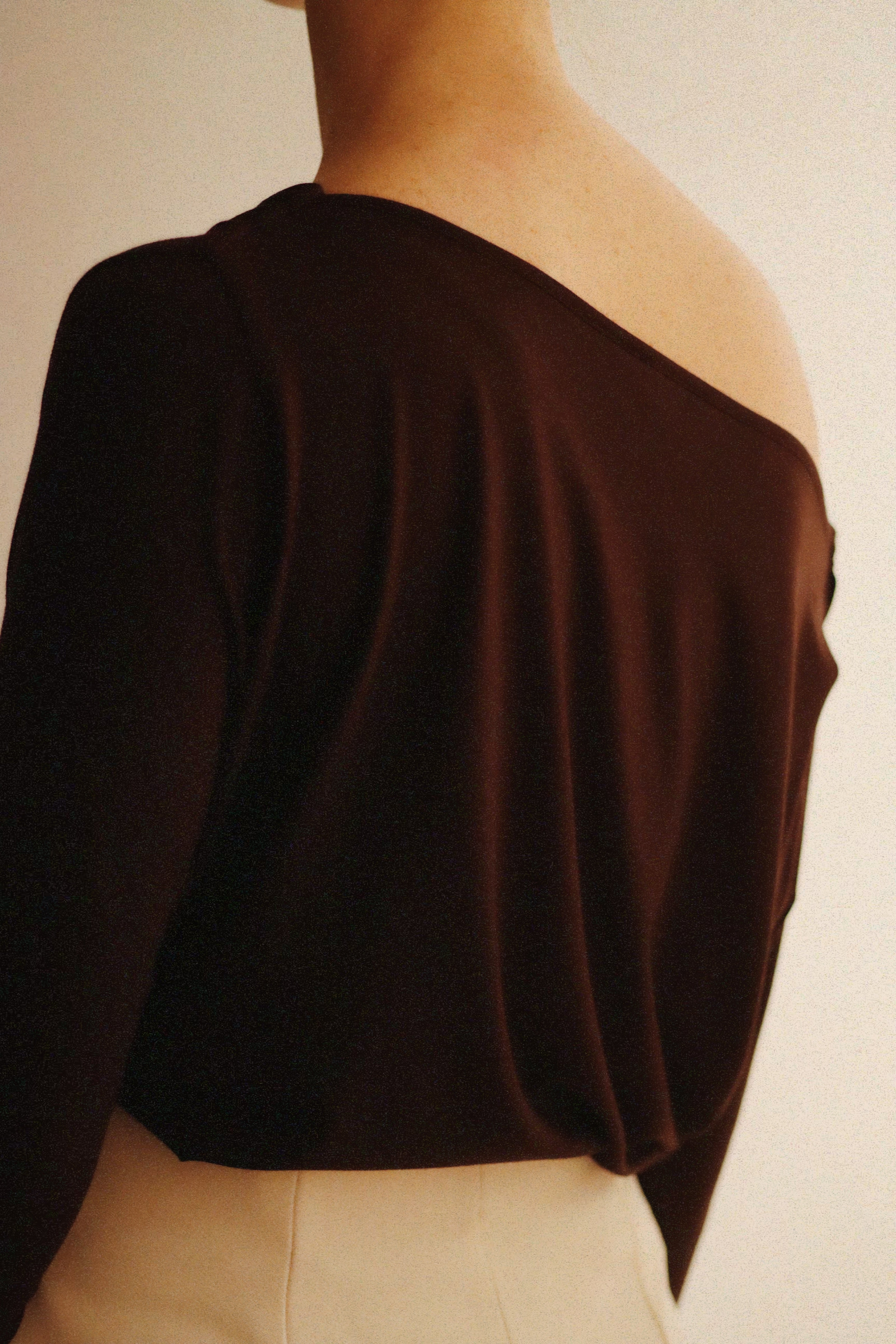 Off shoulder top (Last piece size M)