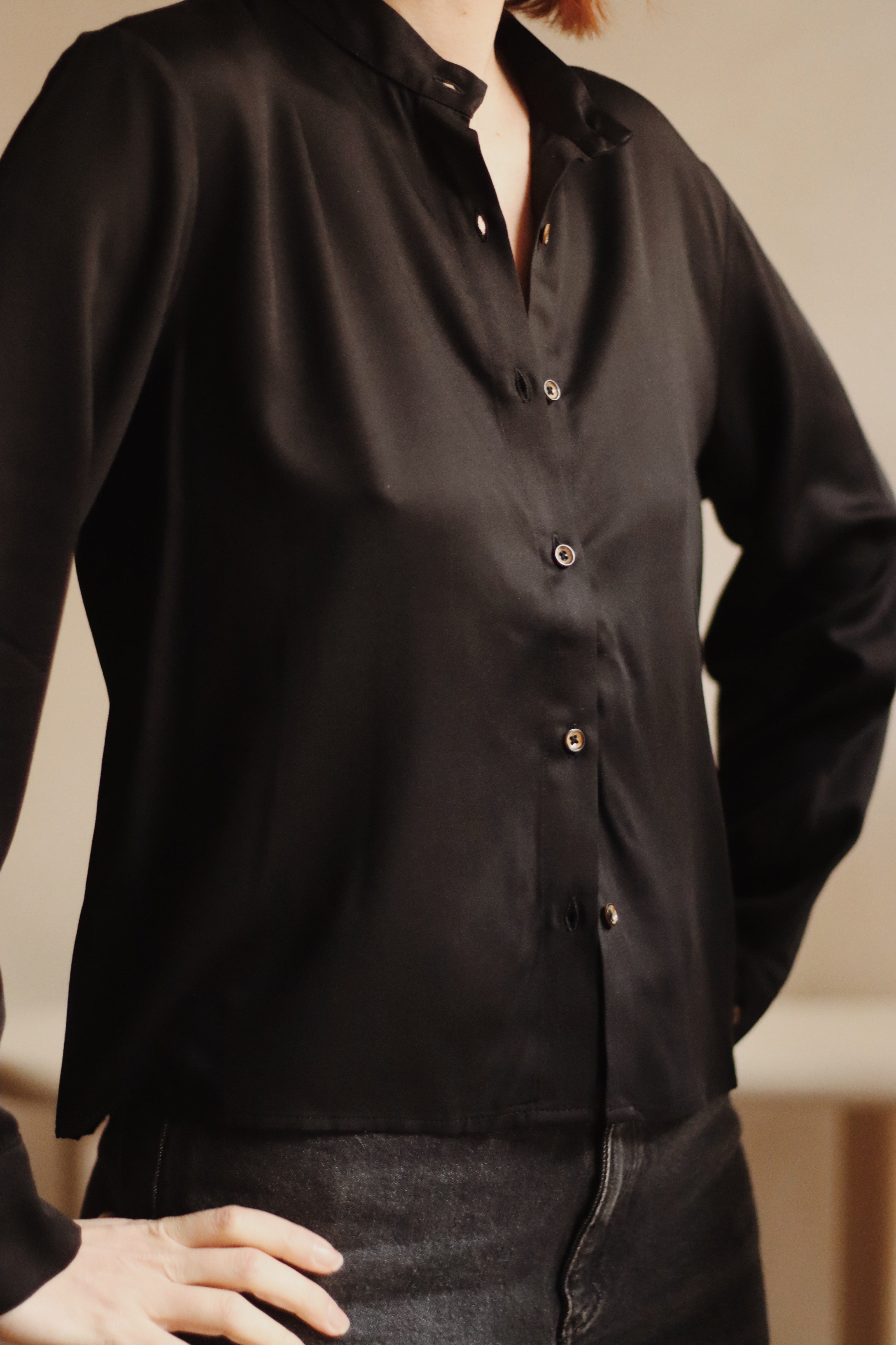 Open back shirt (dark brown and black)