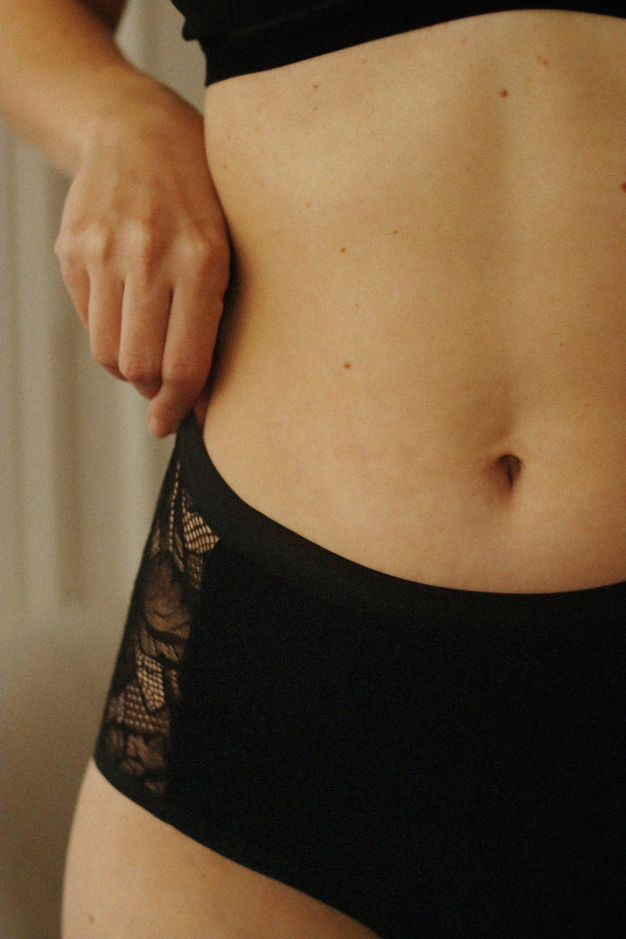 Solace panties black