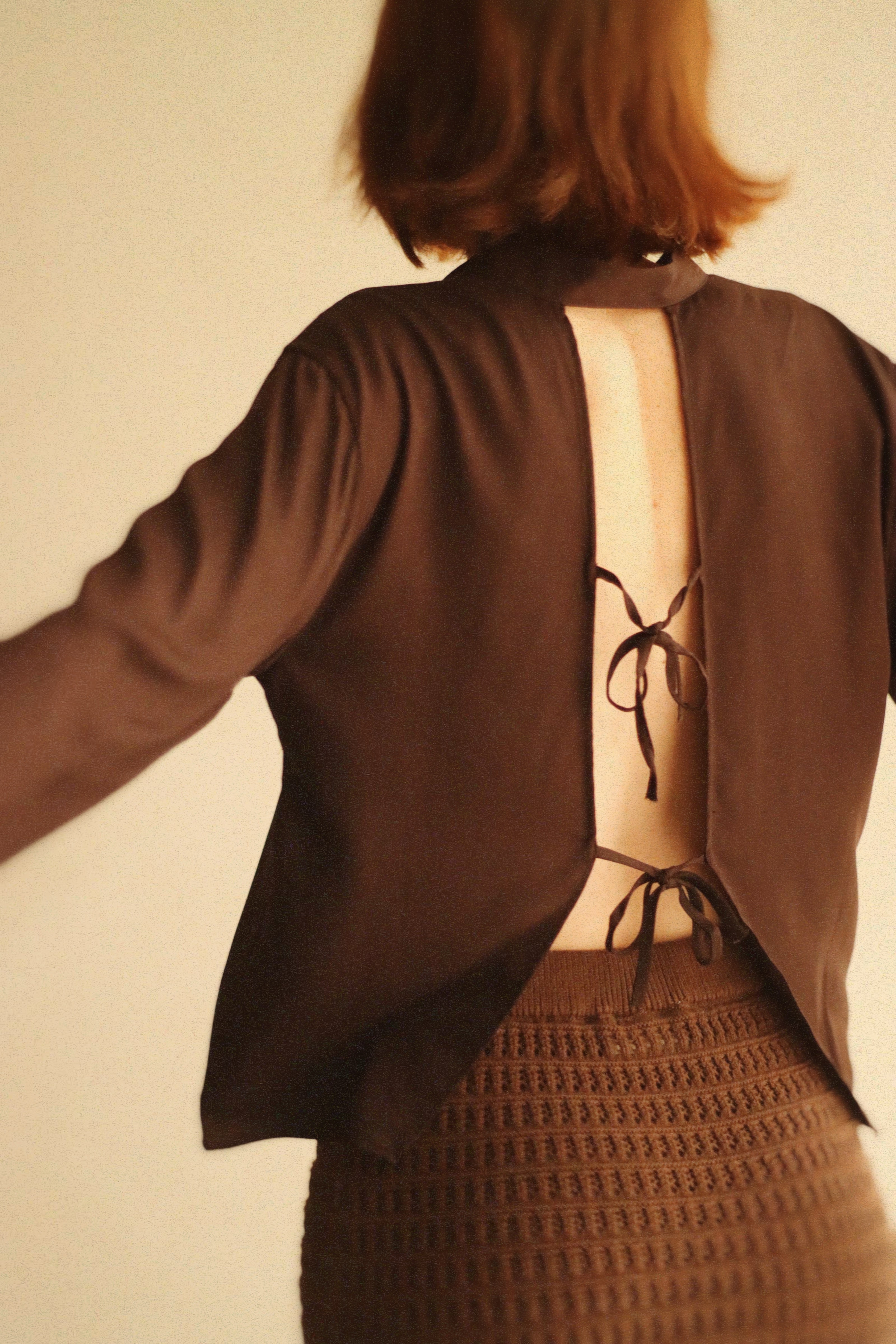 Open back shirt (dark brown and black)