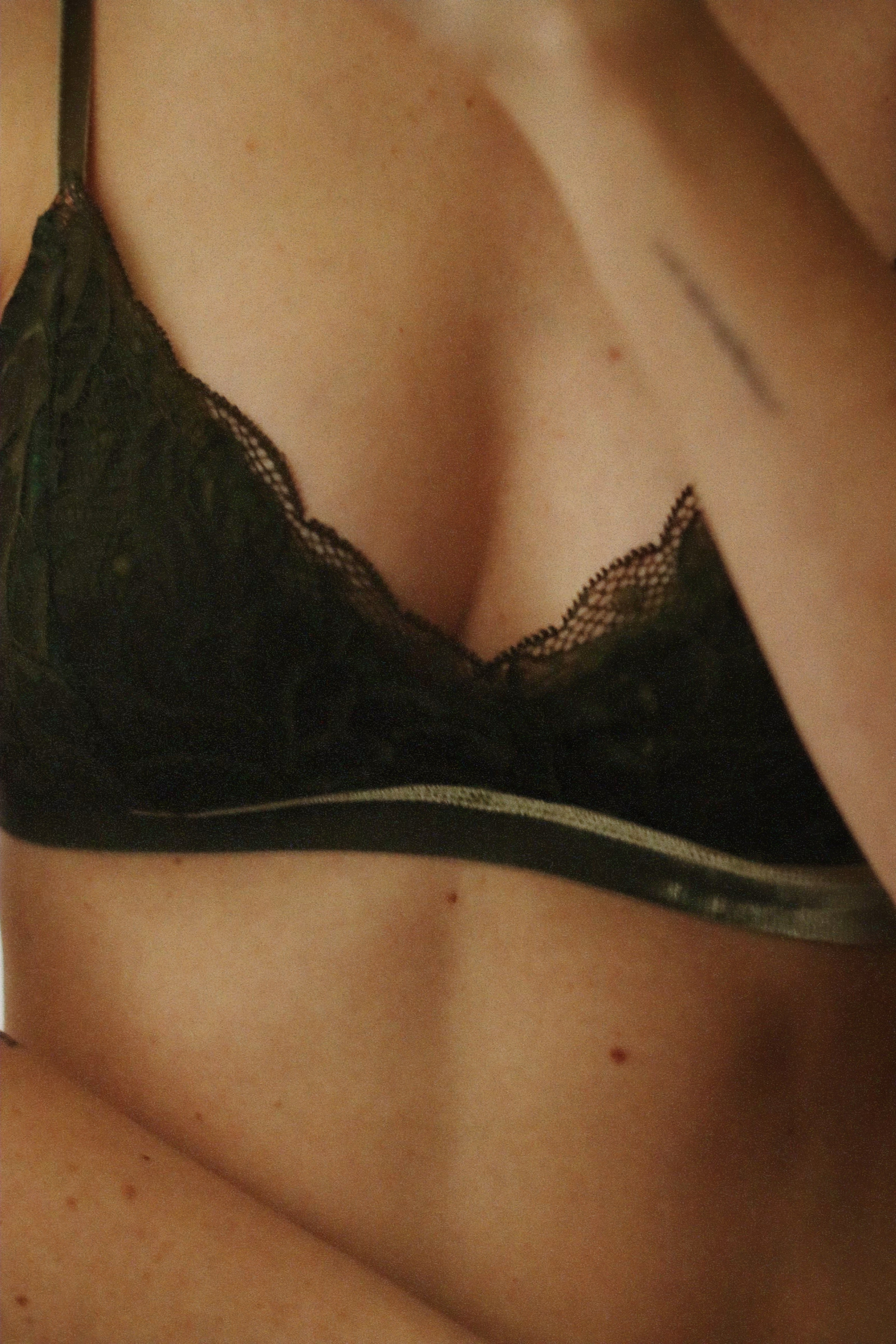 Solace bra forest green