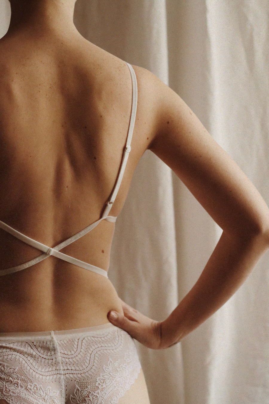 Open back bra White (made by order)
