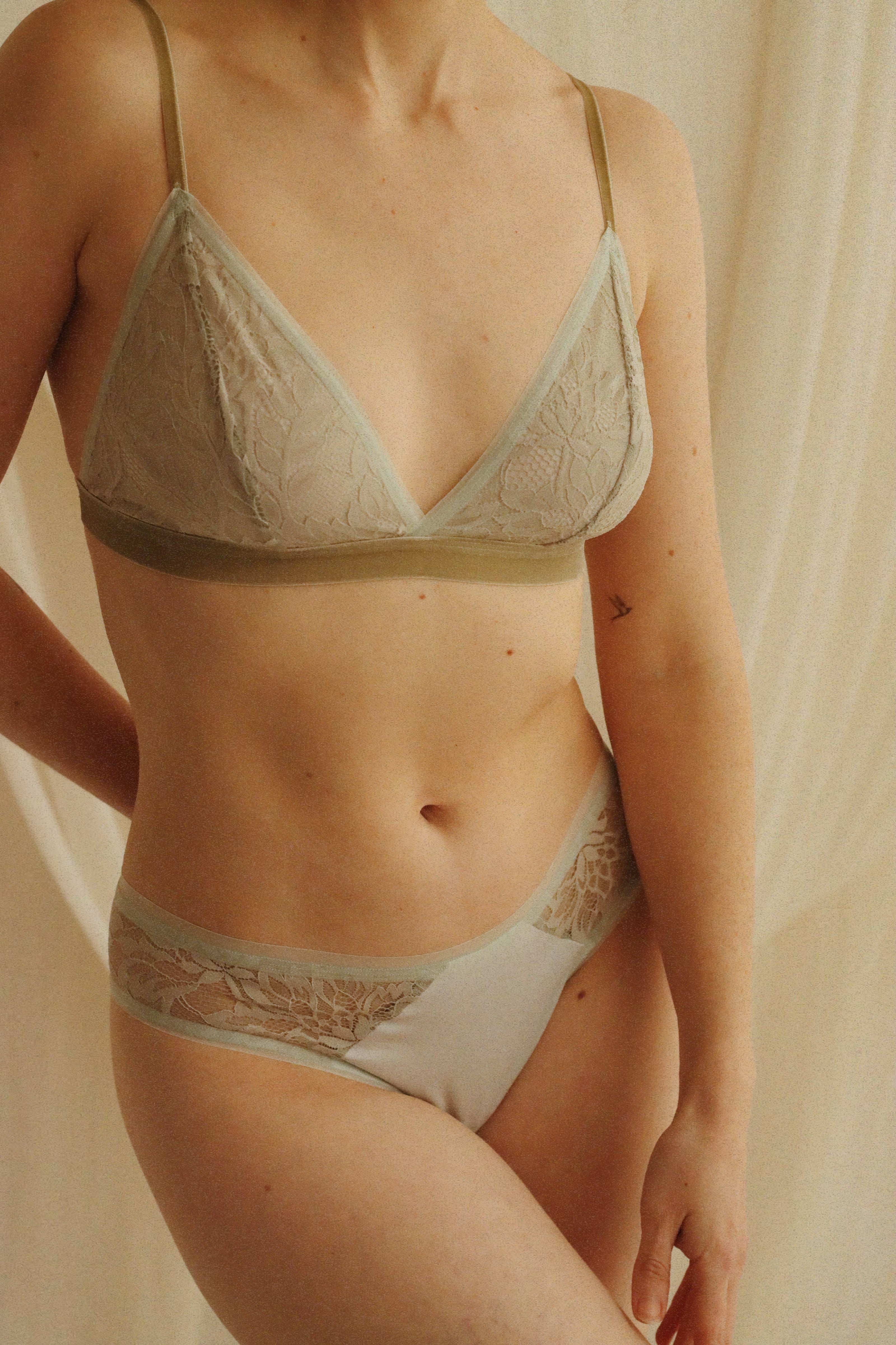 Iris bra (limited edition)