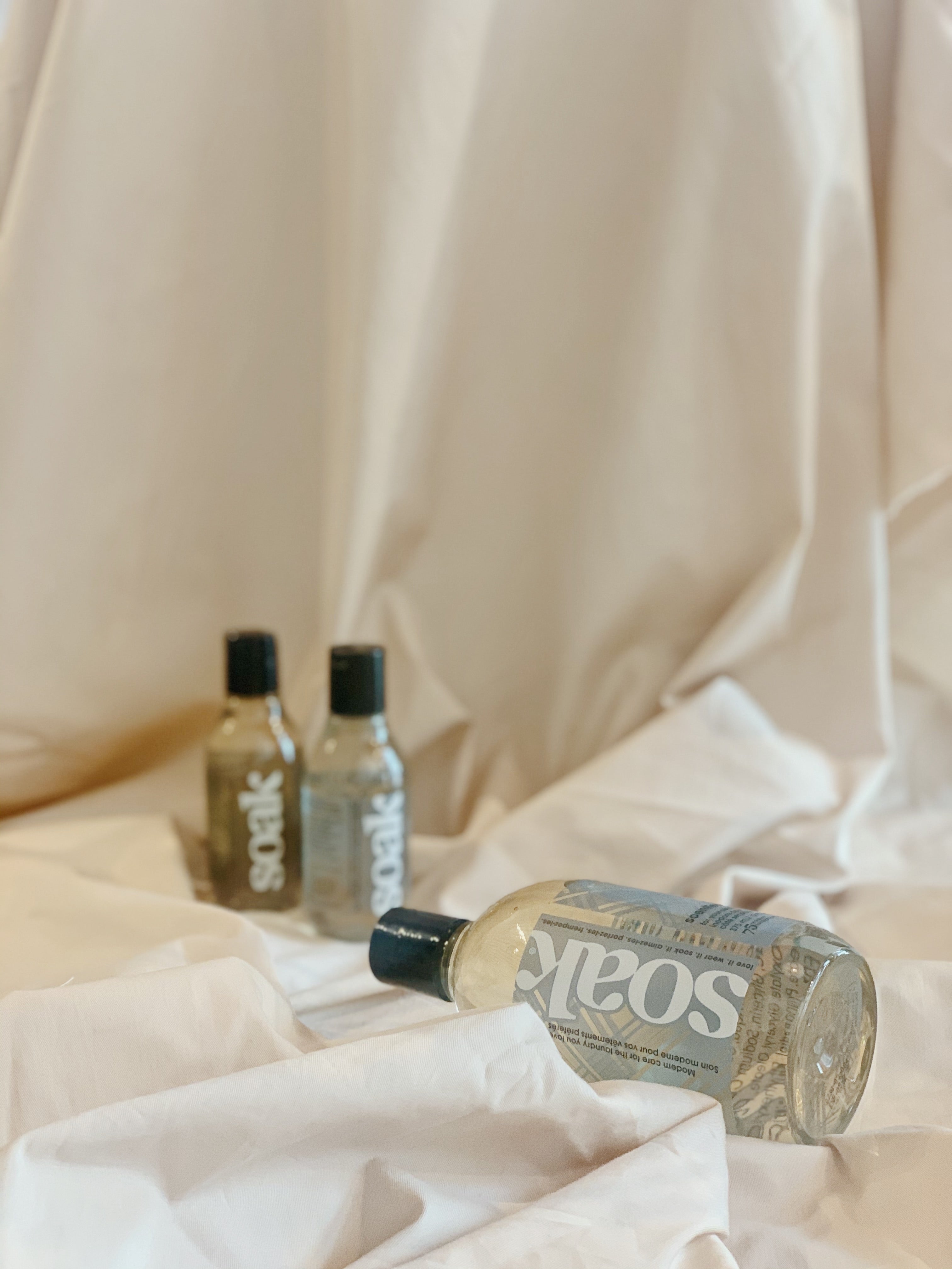 Soak laundry detergent