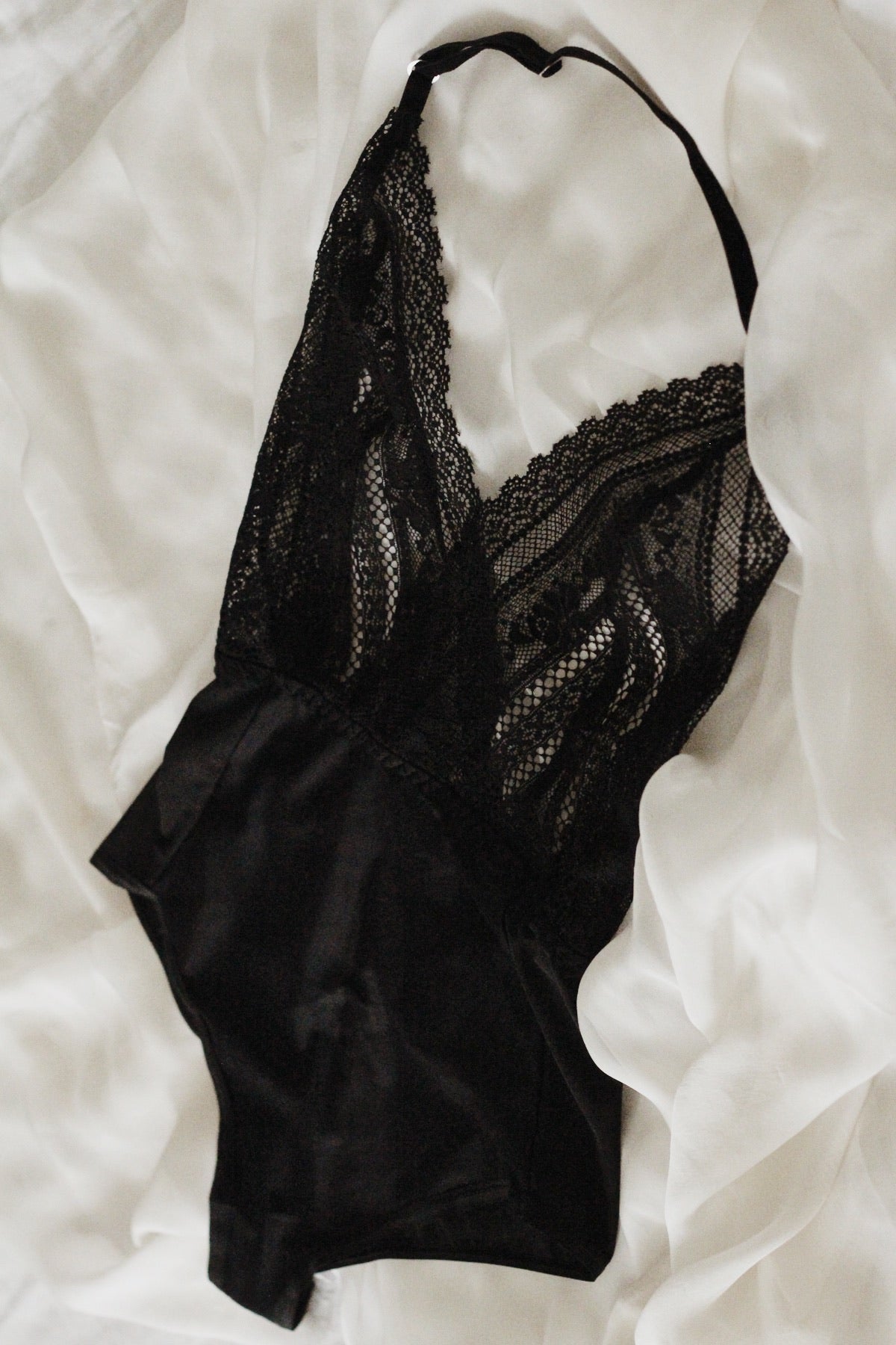 Essential body black