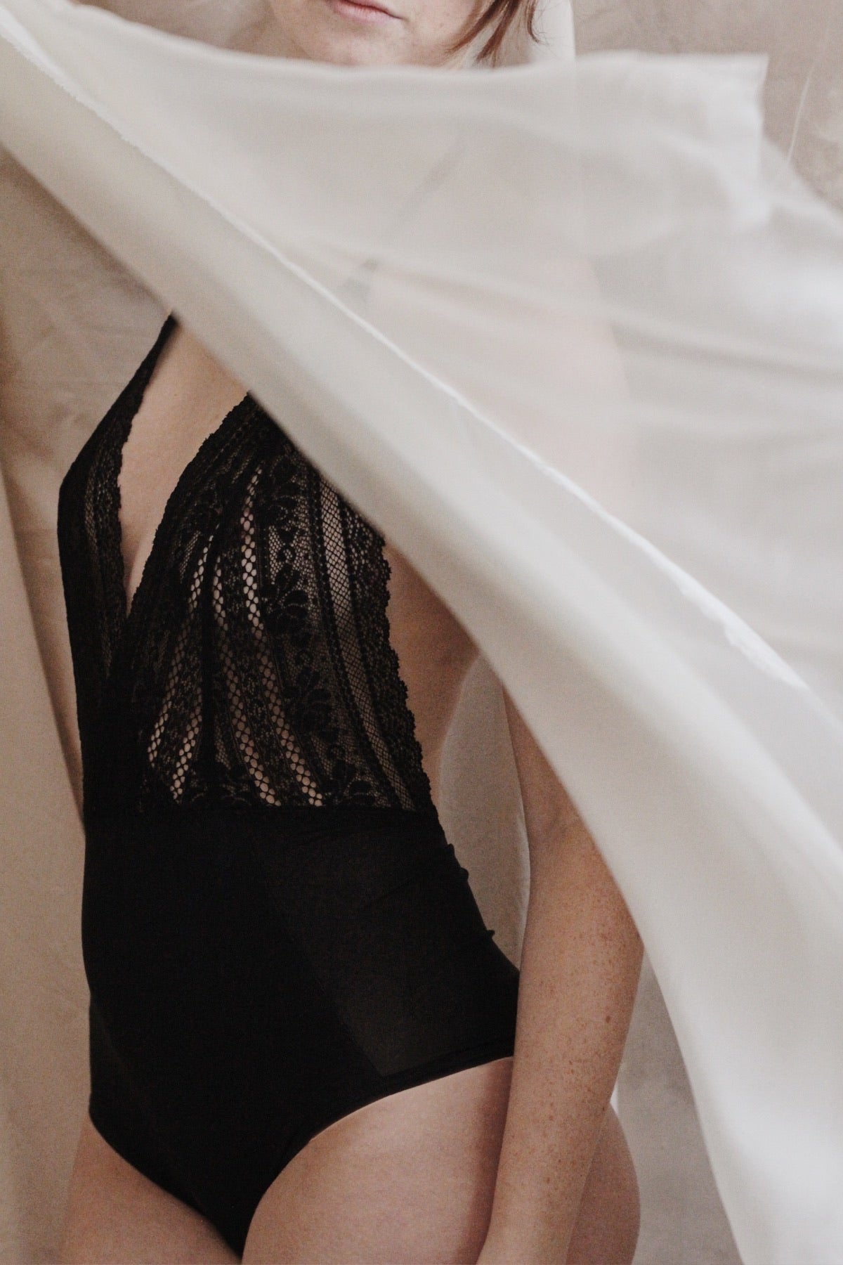 Essential body black